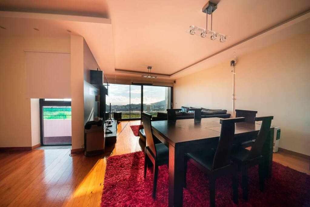Casa Da Terca Nice View And Parking ฟุงชาล ภายนอก รูปภาพ